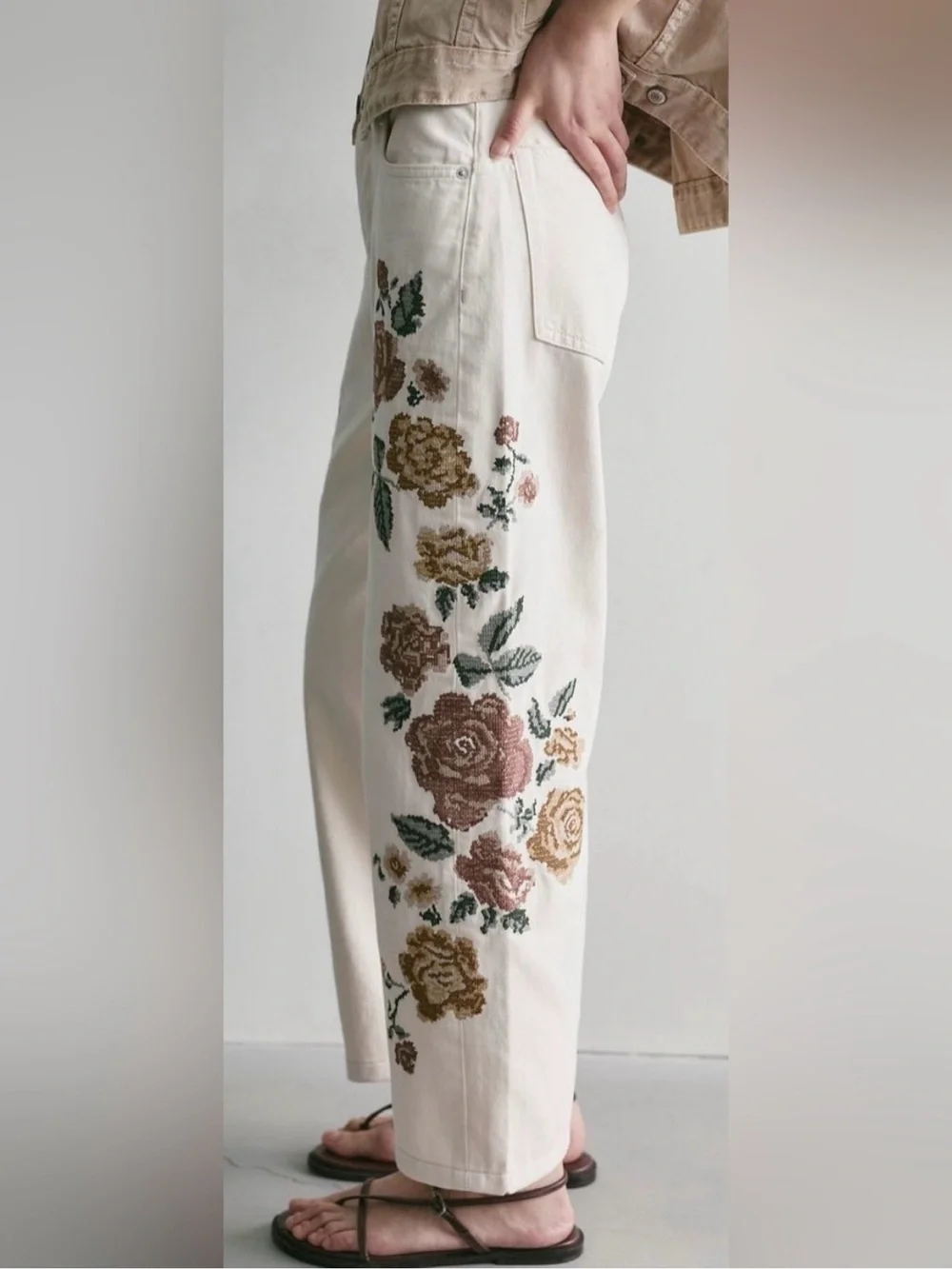 Free People We the Free Willow Cross Stitch Embroidered Jeans size 28